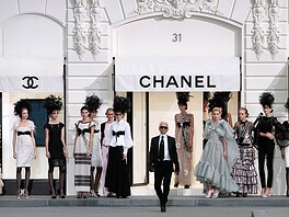 Met Gala 2023: Karl Lagerfeld: A Line of Beauty