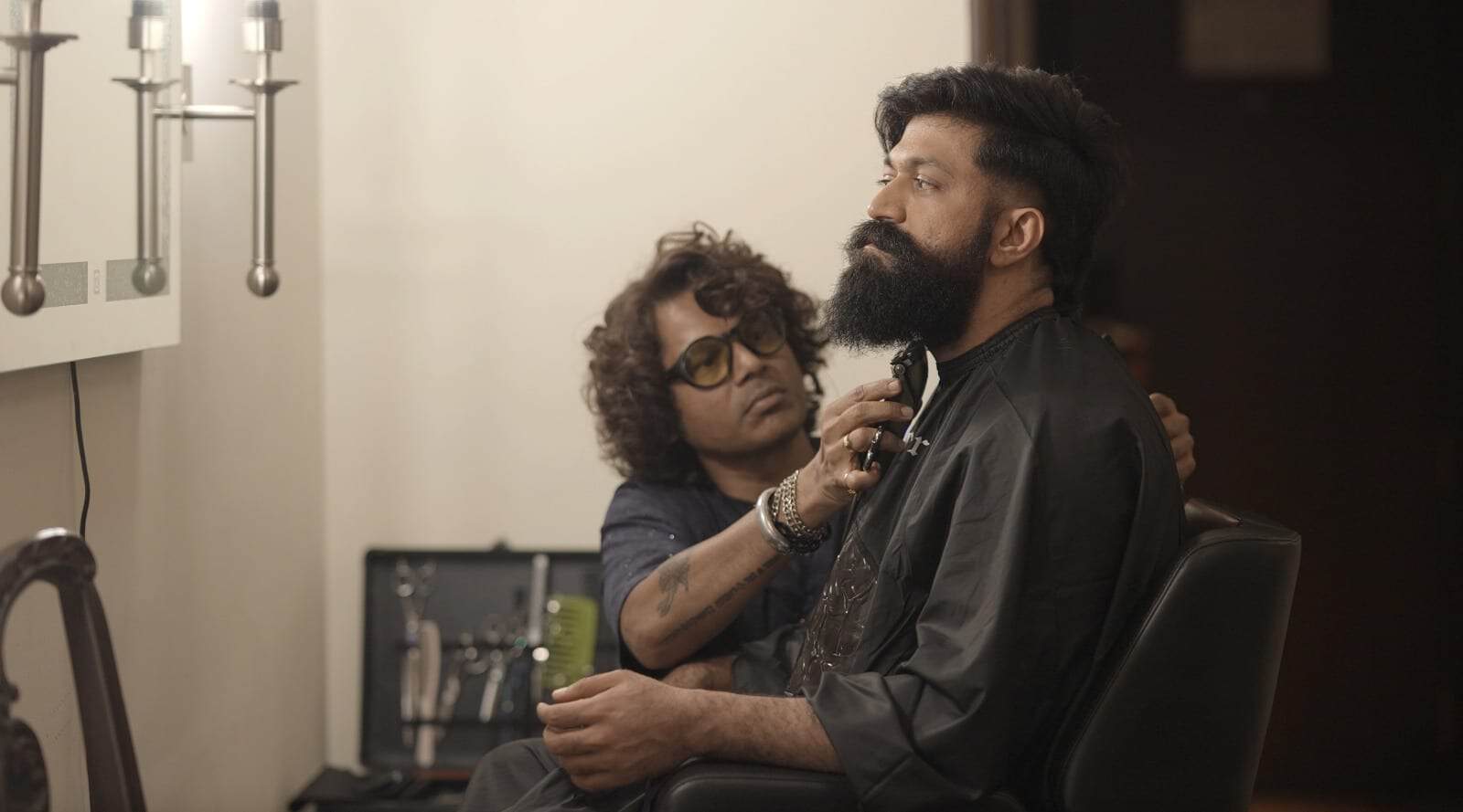 Yash Rocking Star Ravanan The Transformation of Rocking Star Yash for Toxic: A Fairy Tale for ...