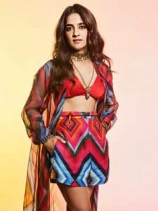 JASLEEN ROYALS