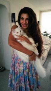 Jacqueline Fernandez Has a Full Feline Family